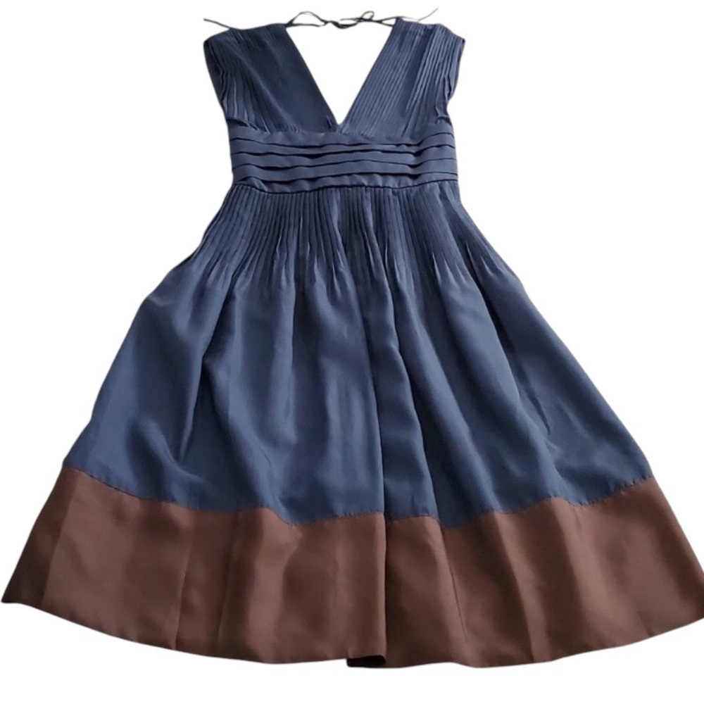 NWT BCBGMAXAZRIA 100% SILK PLEATED NAVY BLUE WITH BROWN STRIPE DRESS SIZE 2